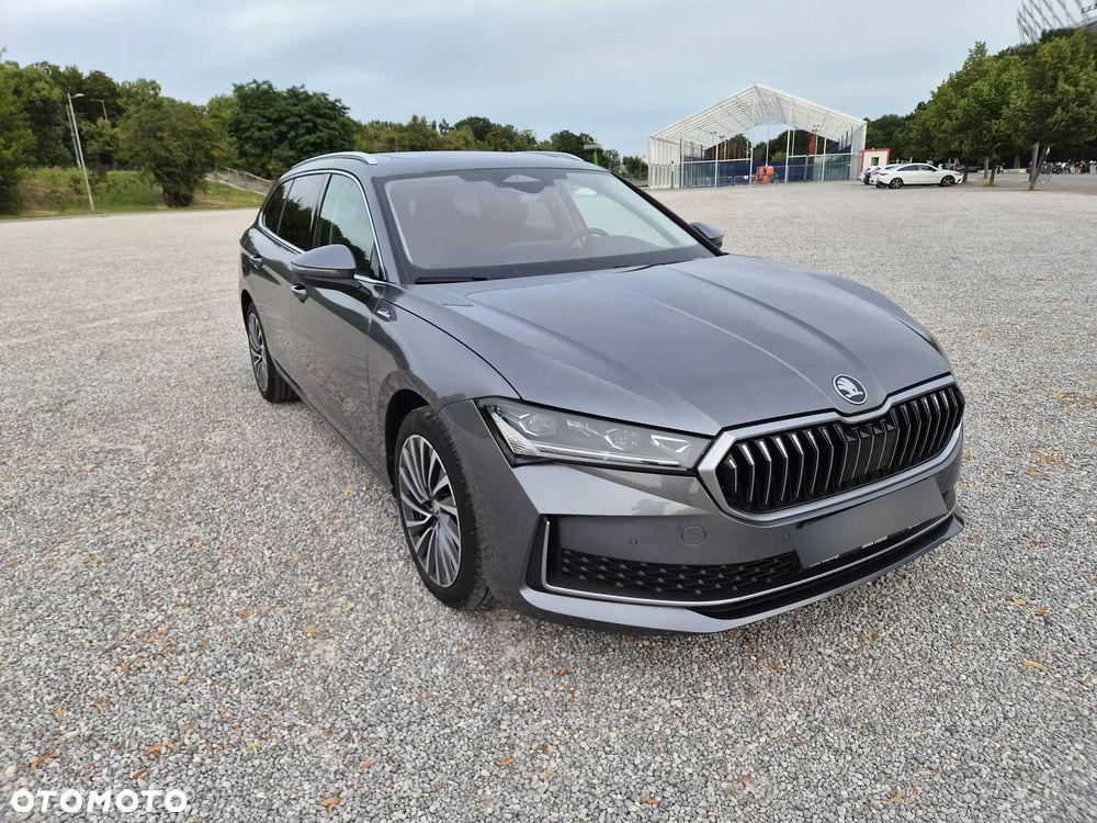 Skoda Superb 2.0 TDI SCR 4x4 L&K DSG - 10