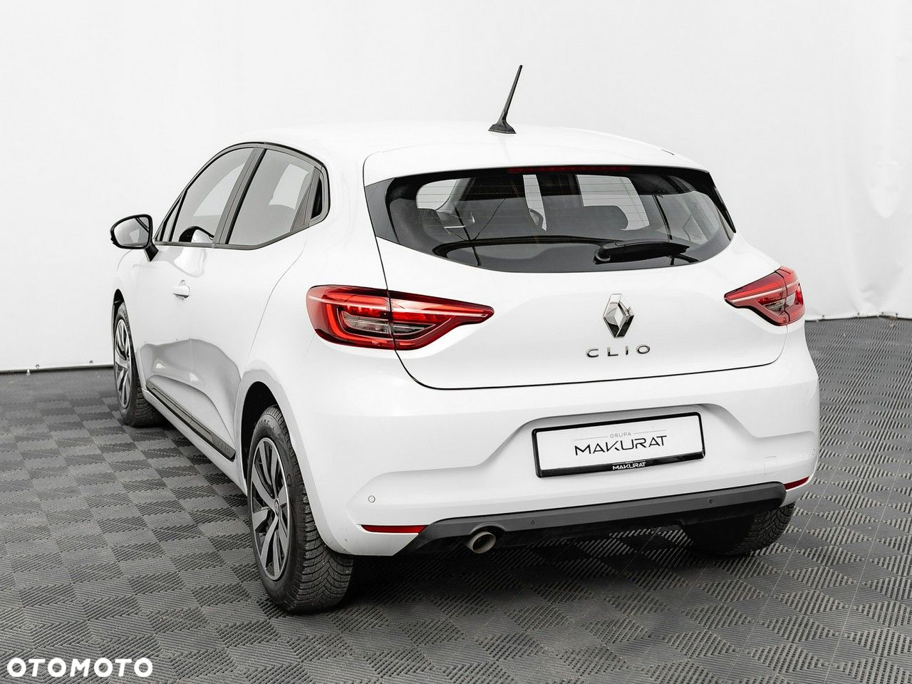 Renault Clio 1.0 TCe Equilibre - 5