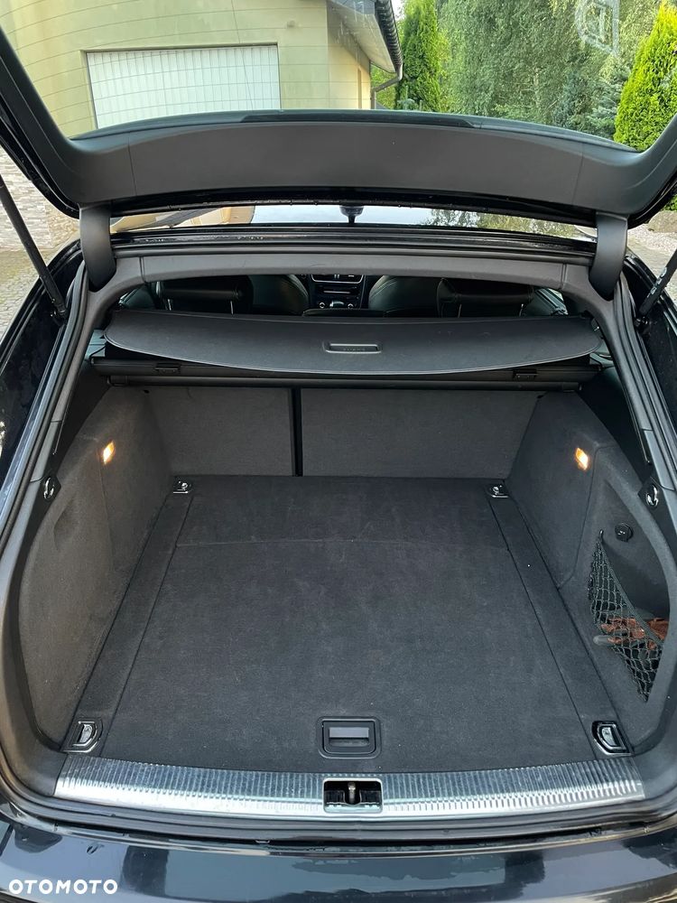 Audi A4 Avant 2.0 TDI DPF multitronic S line Sportpaket - 13