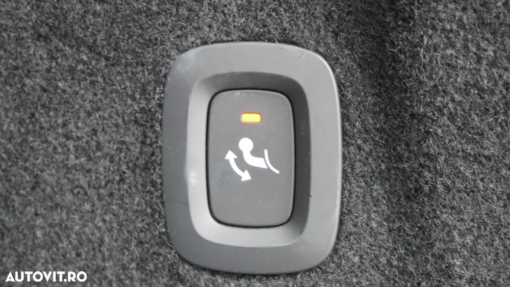 Volvo XC 60 B4 D AWD Geartronic Inscription - 37