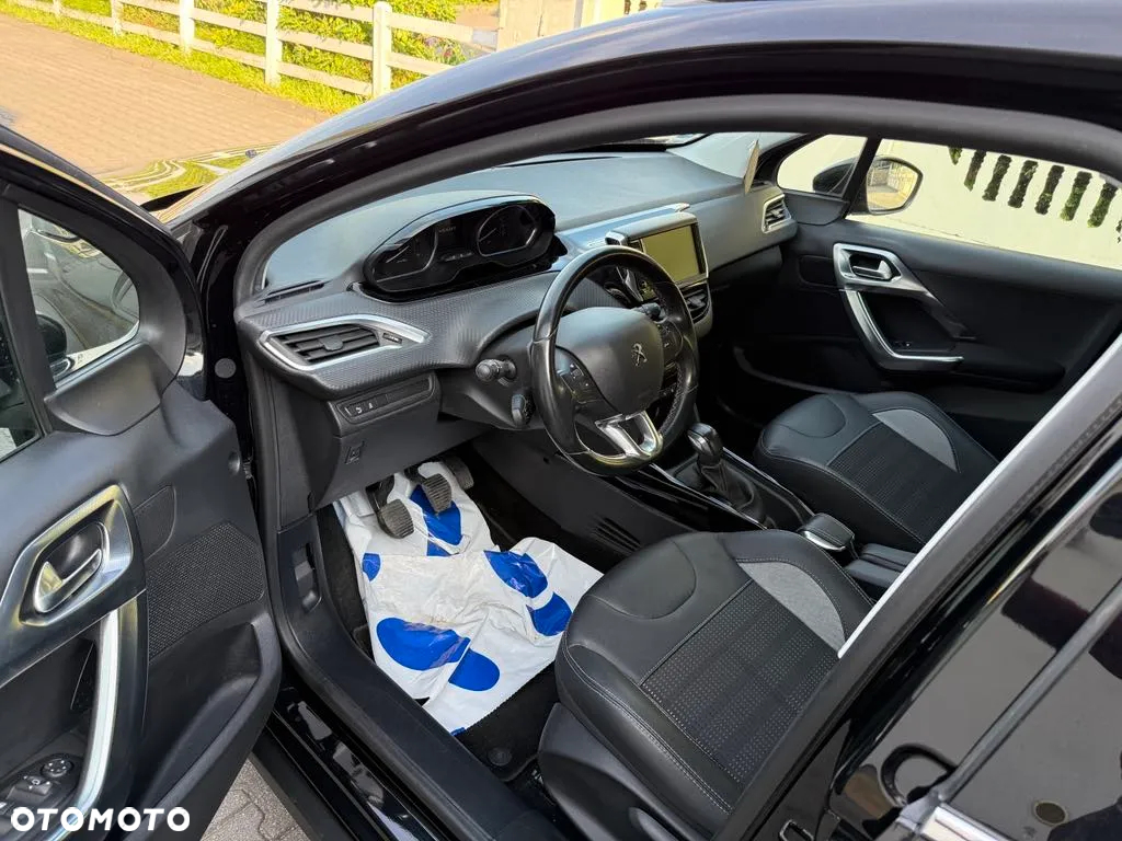 Peugeot 2008 BlueHDi 100 STOP & START Allure - 8