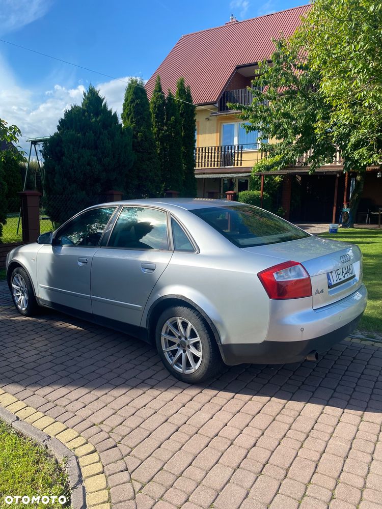 Audi A4 Limousine 2 - 7