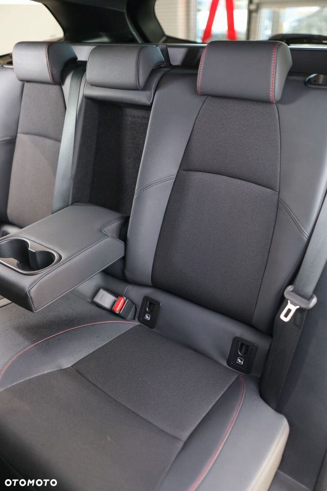 Toyota Corolla 2.0 Hybrid GR Sport Dynamic - 15