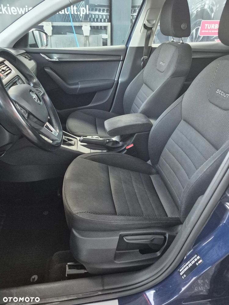 Skoda Octavia Scout 1.8 TSI 4x4 DSG - 5