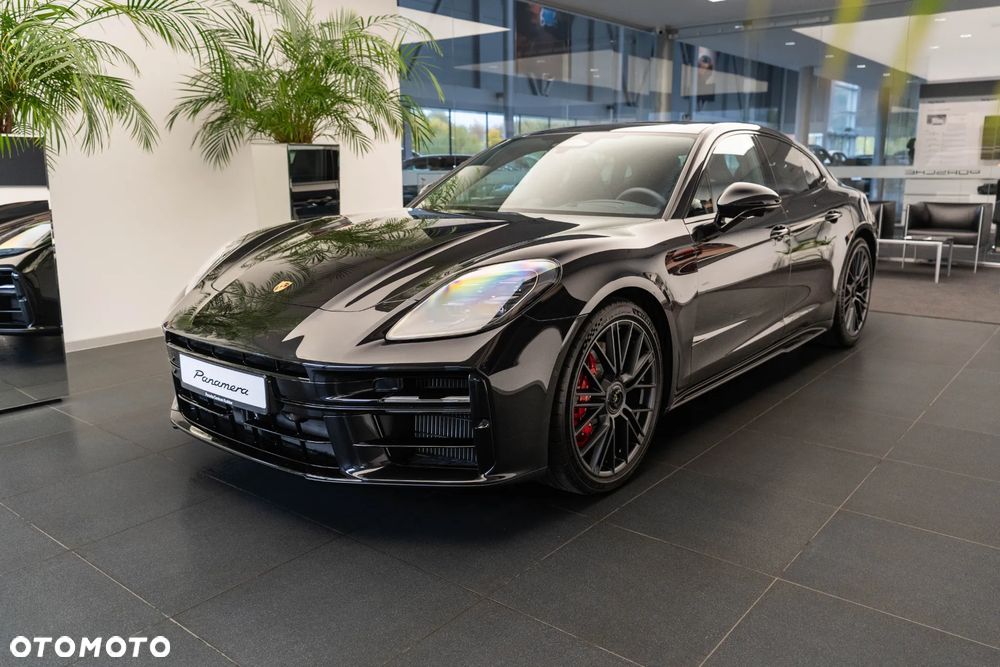 Porsche Panamera GTS - 8