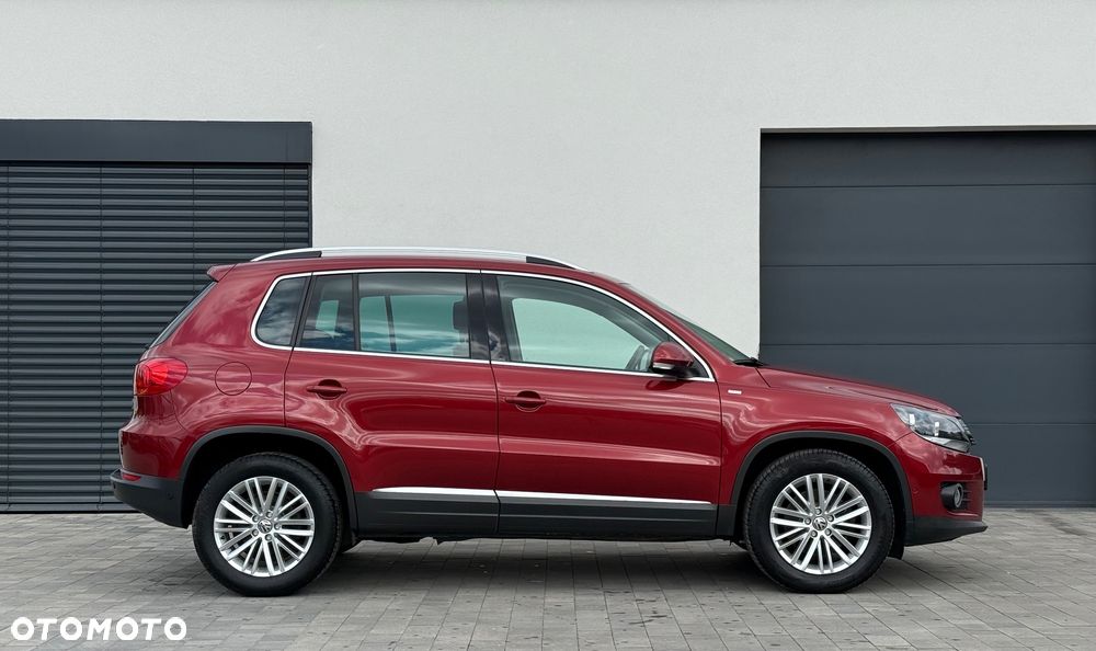 Volkswagen Tiguan 2.0 TDI DPF BlueMotion Technology Exclusive - 3