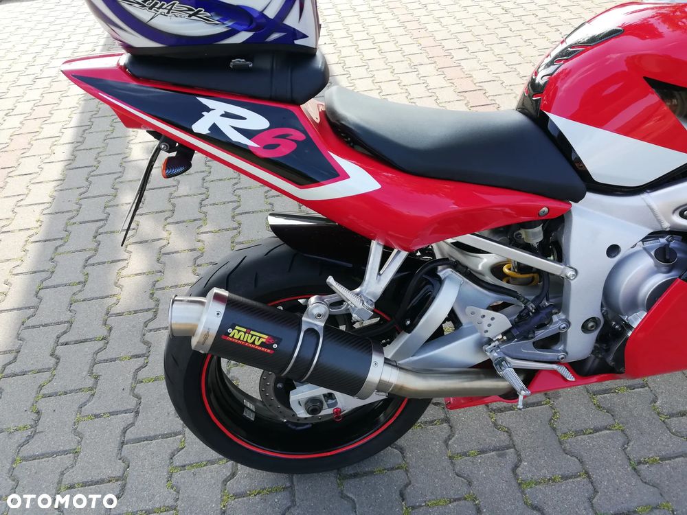 Yamaha YZF - 6