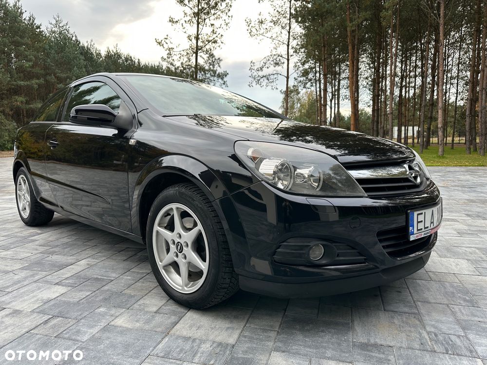 Opel Astra III GTC 1.8 Sport - 34