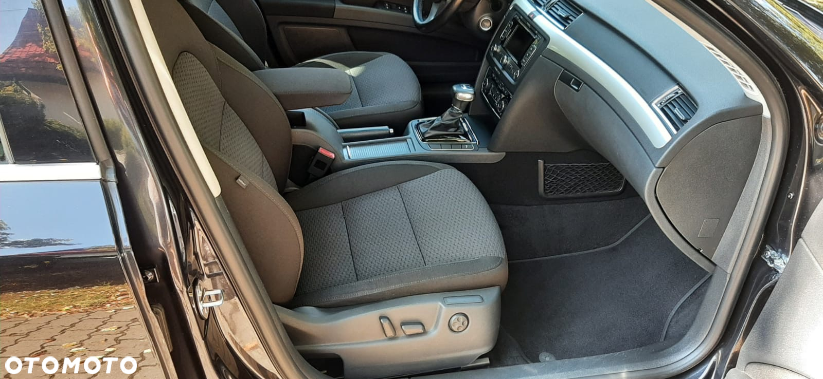 Skoda Superb 2.0 TDI Elegance DSG - 6