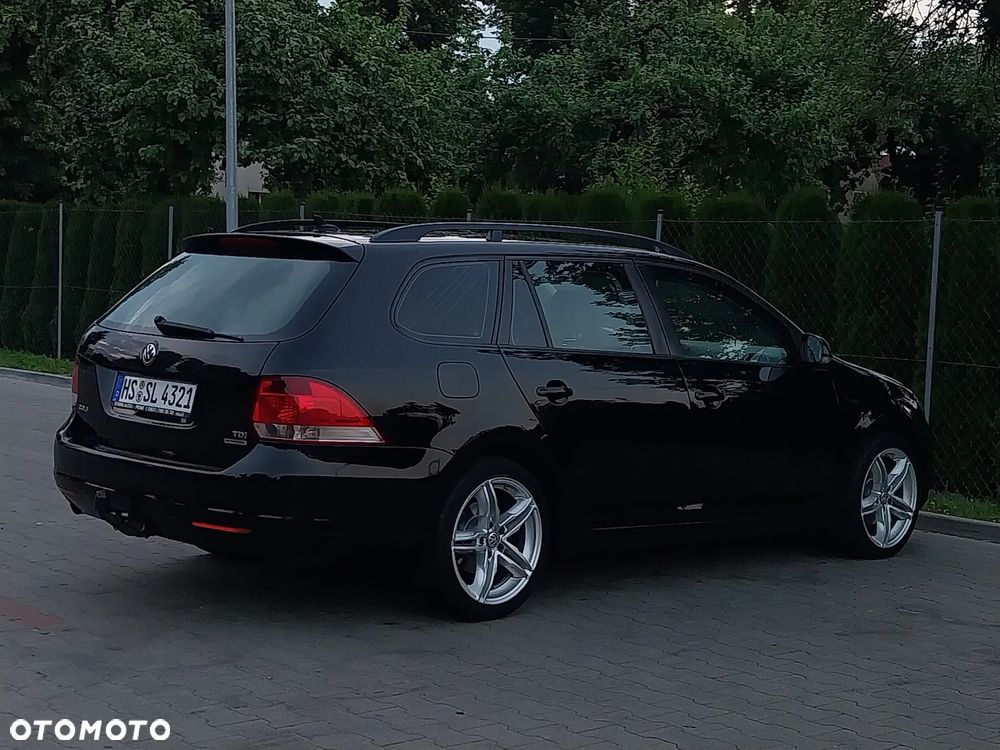 Volkswagen Golf 1.6 TDI DPF Highline - 3