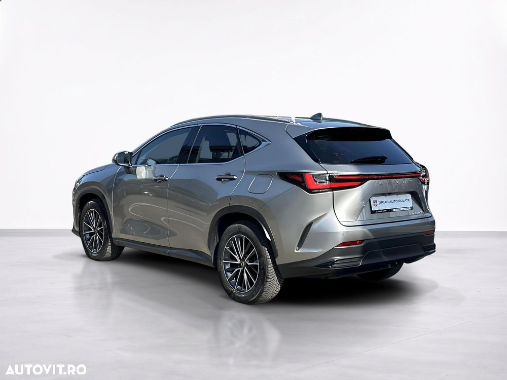 Lexus Seria NX 450h+ E-FOUR - 4