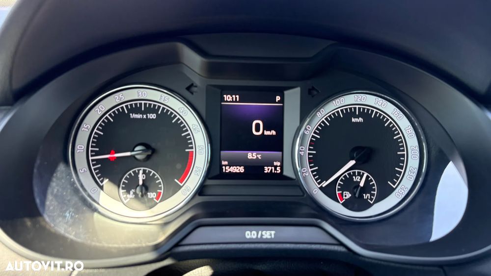 Skoda Octavia 2.0 TDI 4X4 DSG Style - 12