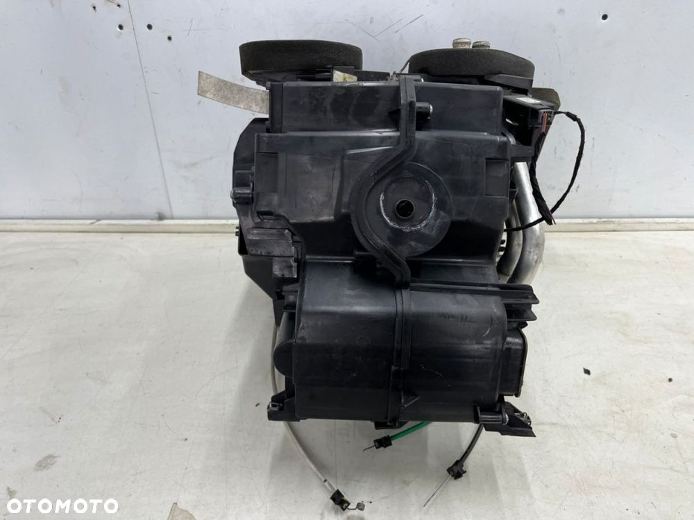 Nagrzewnica Dacia Logan MCV I 06-13r. Z KLIMATYZACJĄ obudowa chłodnicy wody parownik klimatyzacji - 5