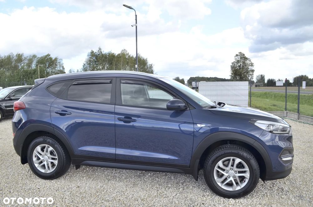 Hyundai Tucson blue 1.6 GDi 2WD Intro Edition - 16
