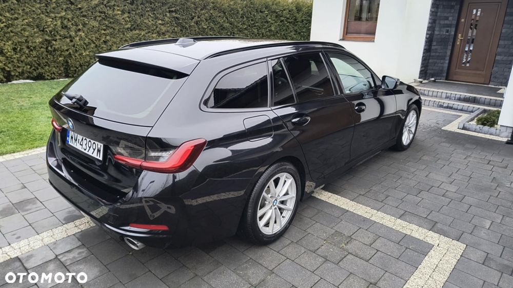 BMW Seria 3 320d xDrive - 15
