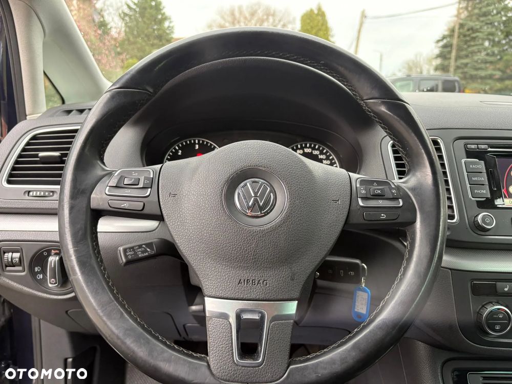 Volkswagen Sharan 2.0 TDI 4Motion BlueMotion Technology Highline - 20