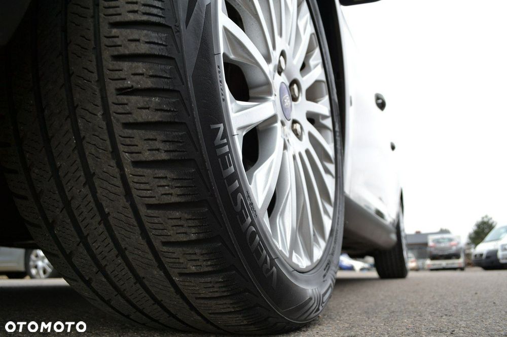 Ford Focus 1.6 Edition - 19
