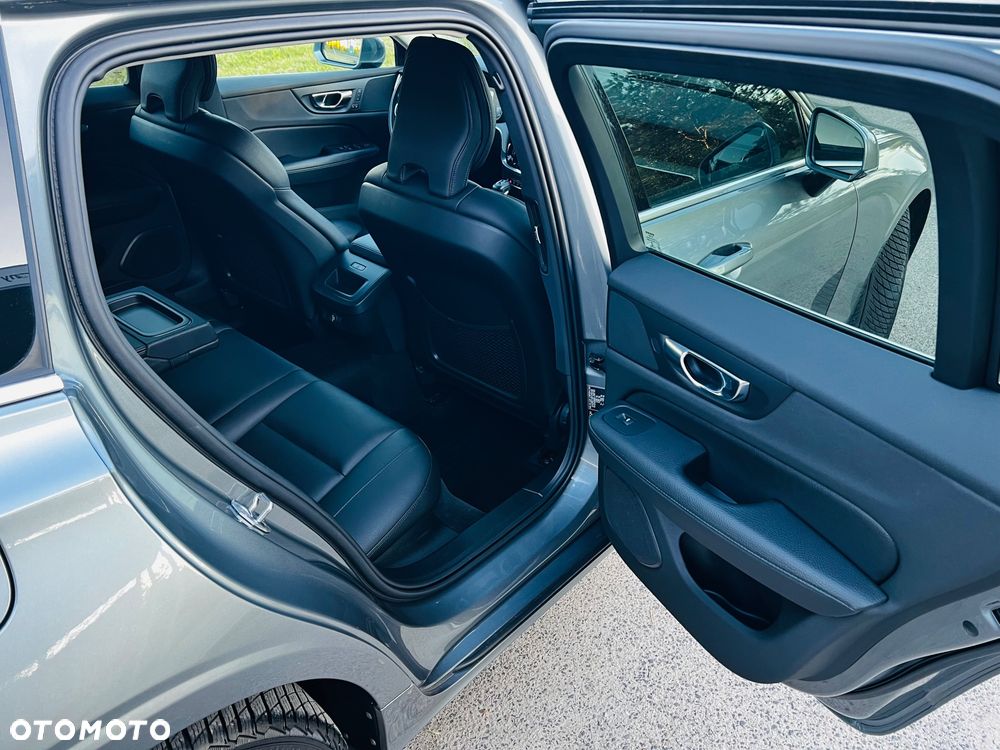 Volvo V60 B4 D Inscription - 17