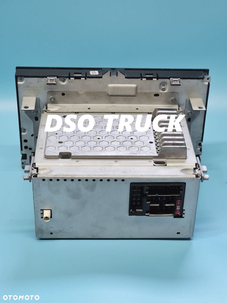 A0004467662 Bosch 7620000236 Radio Mercedes MP4 - 3