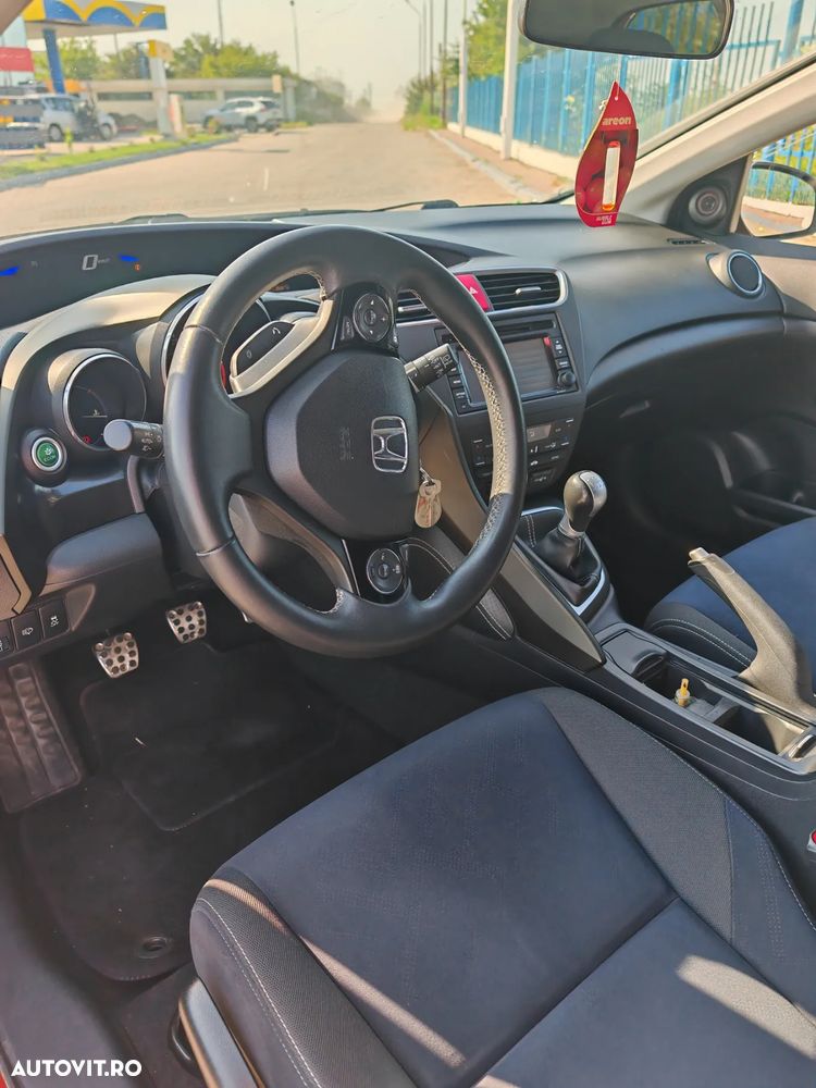 Honda Civic 1.6 i-DTEC 6MT Comfort - 10