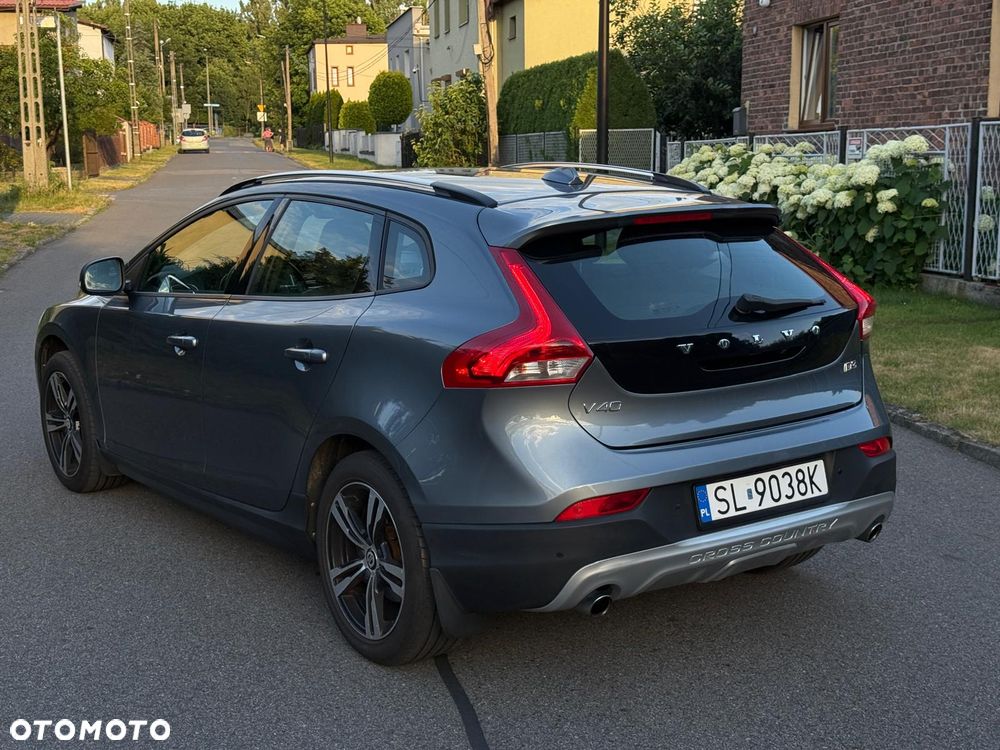 Volvo V40 Cross Country D3 Geartronic Momentum - 6