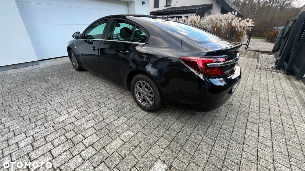 Opel Insignia 2.0 CDTI - 19
