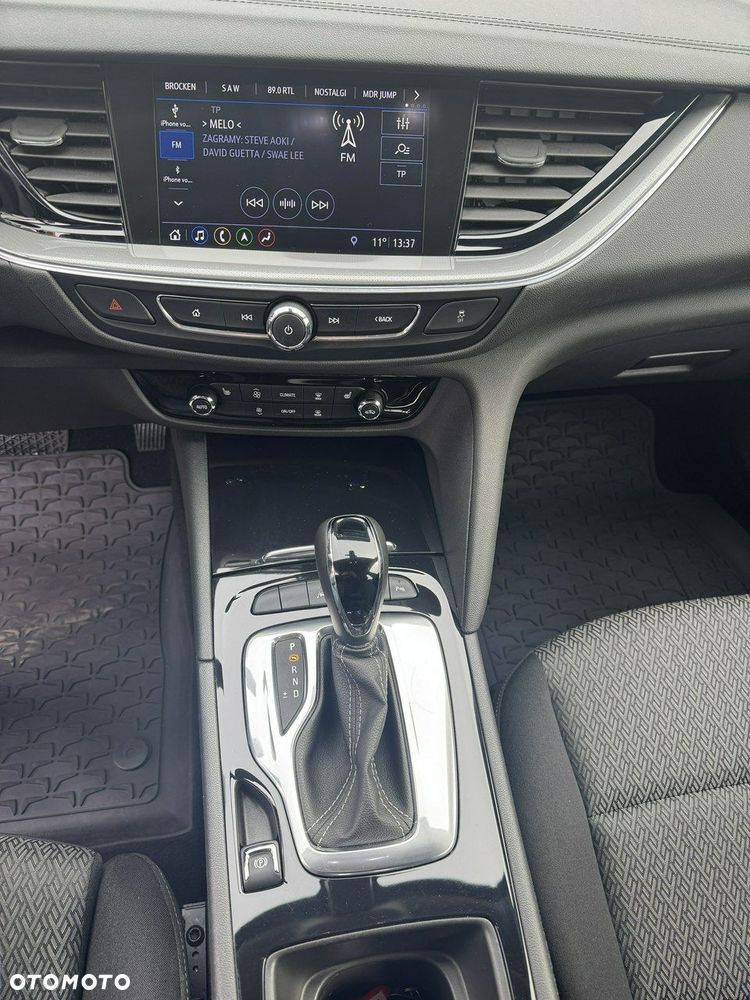 Opel Insignia - 15
