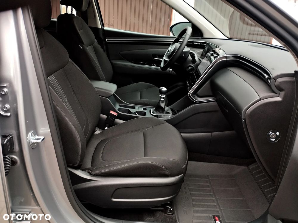 Hyundai Tucson 1.6 T-GDi Executive 2WD - 25