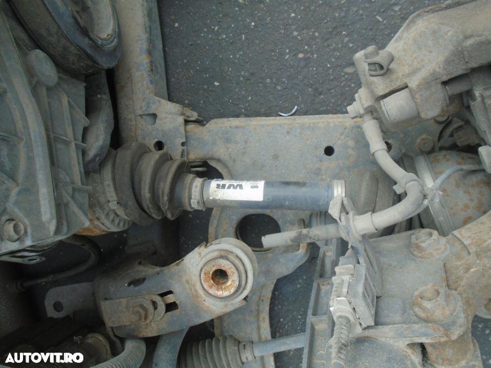 Planetar dreapta Opel Zafira B 1.7 CDTI din 2010 - 1