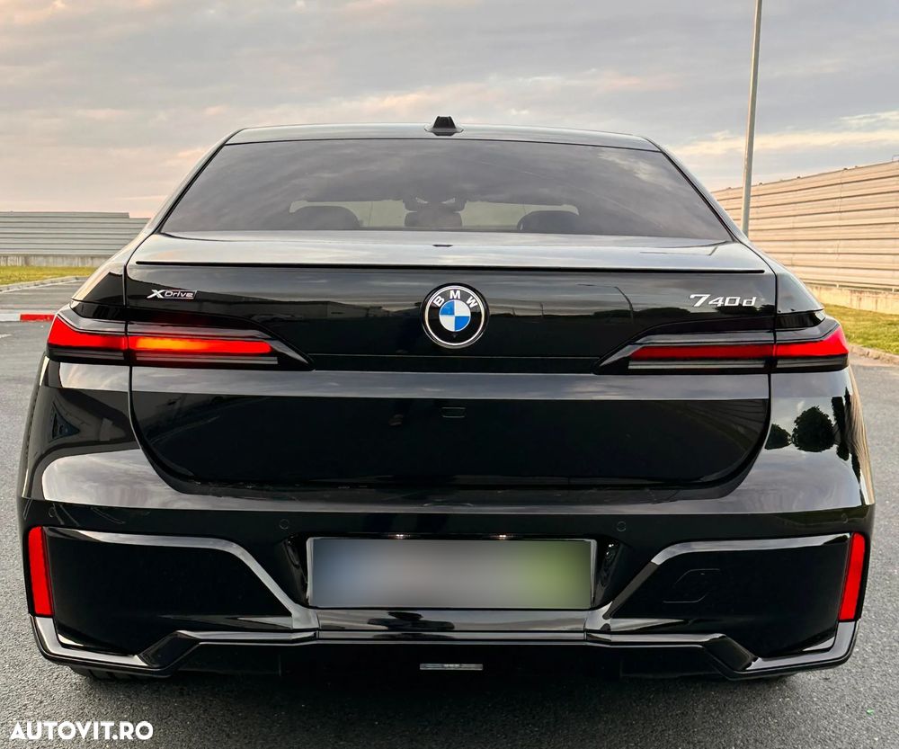 BMW Seria 7 - 12
