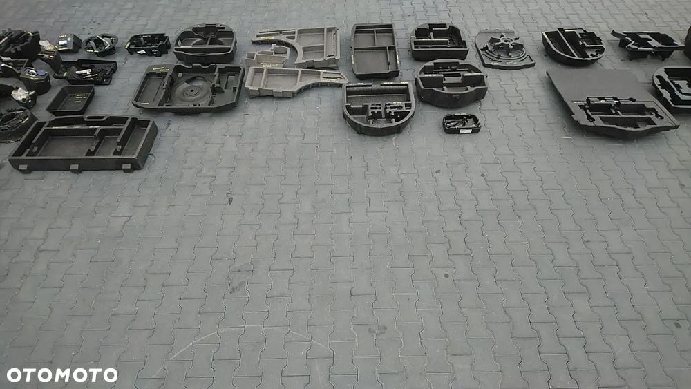 STEROPIAN WKŁAD KOŁA ZAPASOWEGO MIX - 1