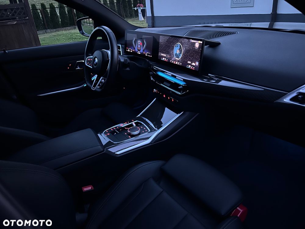 BMW Seria 3 318i M Sport - 28