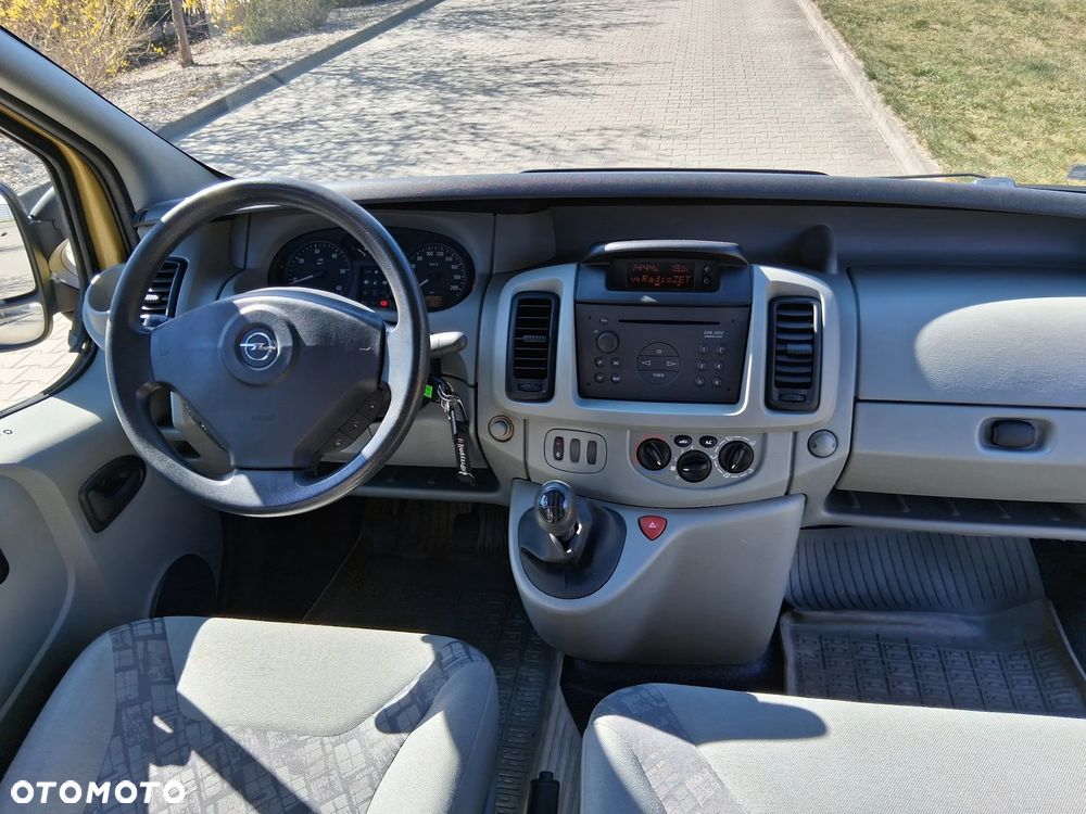 Opel Vivaro - 14