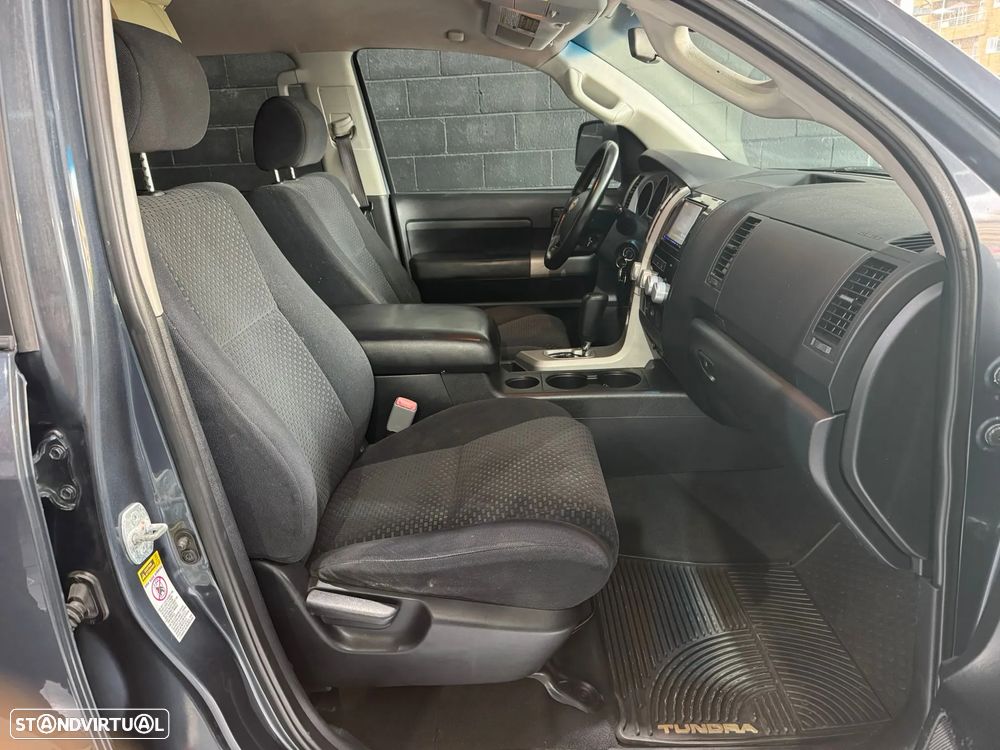 Toyota Tundra - 17