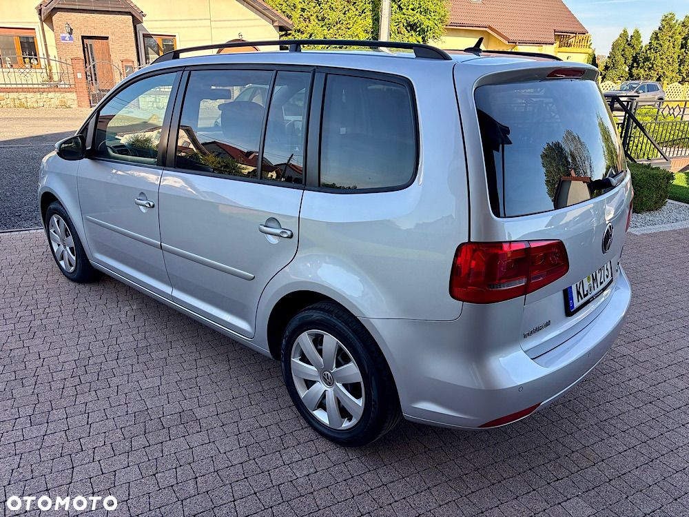 Volkswagen Touran 1.6 TDI DPF Highline - 4
