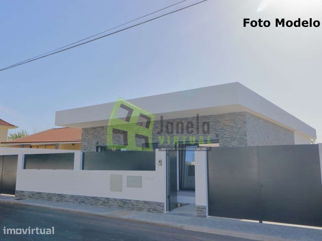 Moradia Isolada Térrea T3 | Fernão Ferro - Grande imagem: 3/16