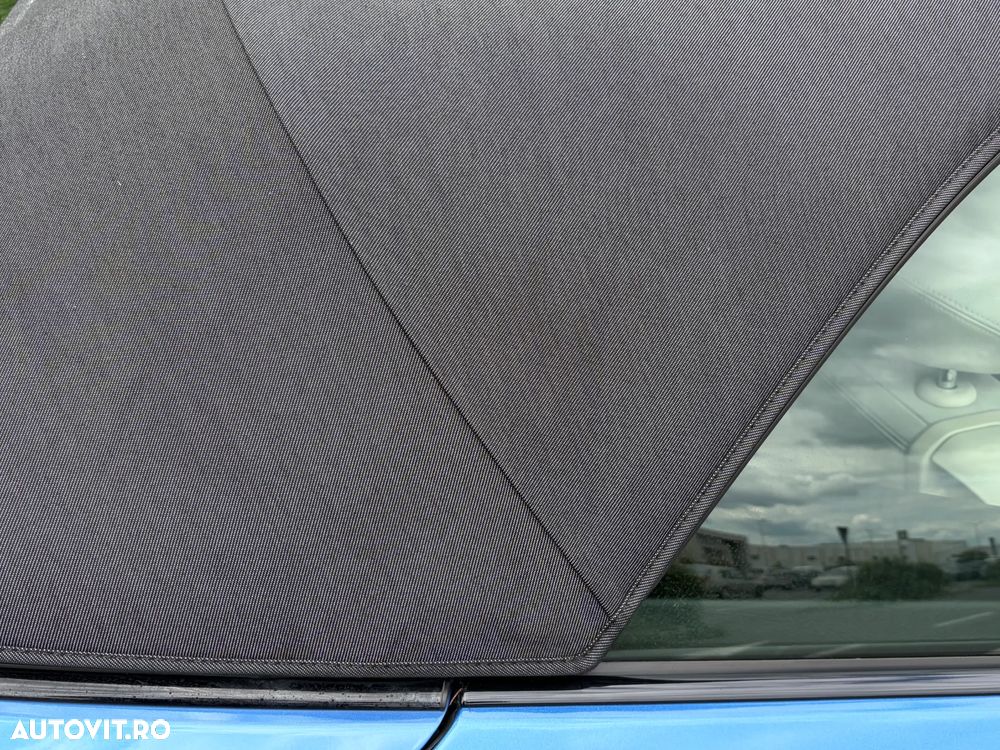 BMW Seria 2 220i AT M Sport - 32