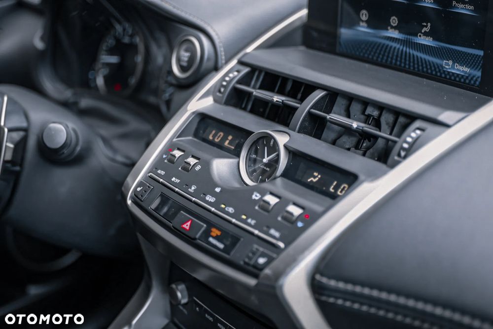 Lexus NX 300 Elegance 2WD - 15