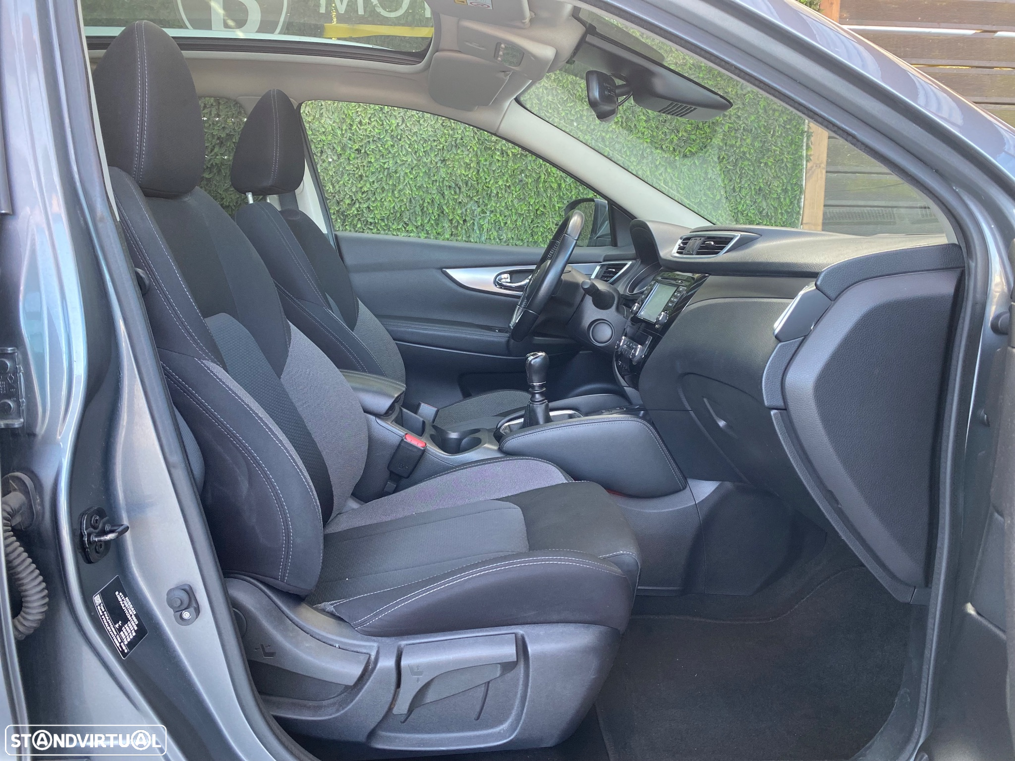 Nissan Qashqai 1.5 dCi N-Connecta - 41