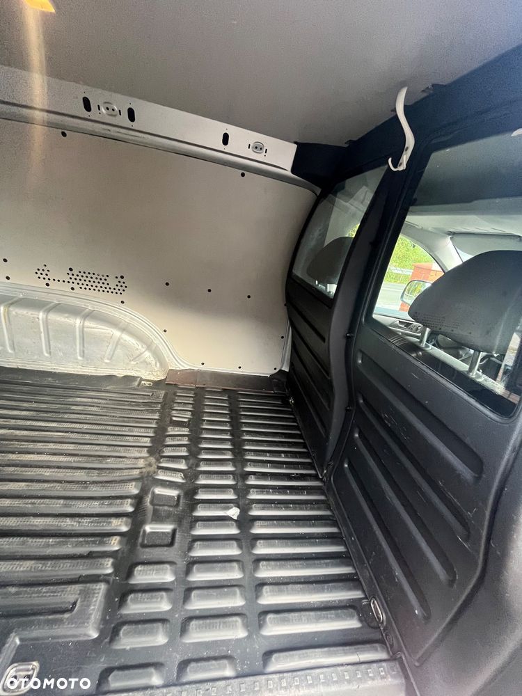 Volkswagen Caddy - 8