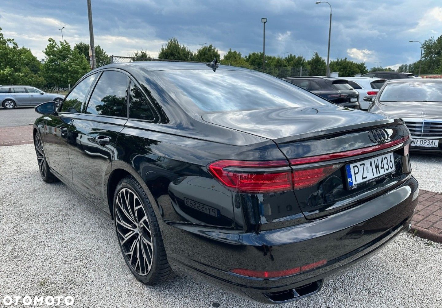 Audi A8 - 8