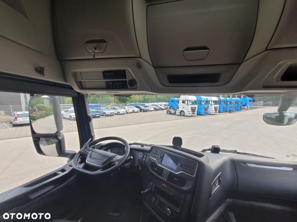 Iveco S-WAY 460 LNG / STANDARD / RETARDER - 16