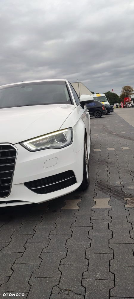 Audi A3 Sportback 1.6 TDI Sport - 3