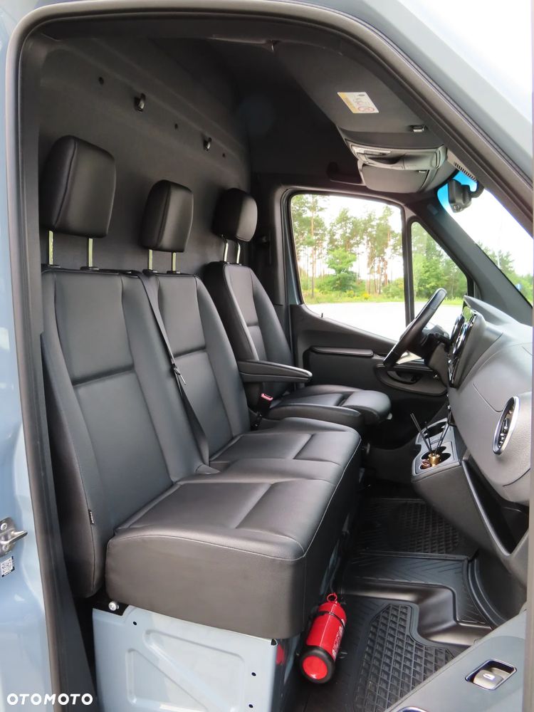 Mercedes-Benz Sprinter 319 CDI 190 KM 9G-Tronic Automat Furgon Blaszak Ekstra Długi LONG MAXI + 4800 mm Wysoki Dach WZMACNIANY Rozstaw Osi 4325 mm FULL Opcja Wyposażenia Stan Auta Nowy Jak Z Salonu OKAZJA DOSTEPNY I GOTOWY - 24