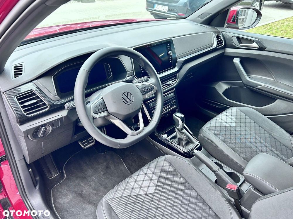 Volkswagen T-Cross - 10