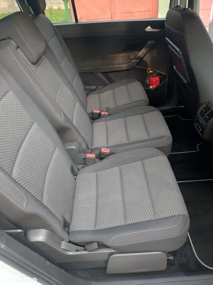 Volkswagen Touran 2.0 TDI SCR (BlueMotion Technology) DSG SOUND - 17