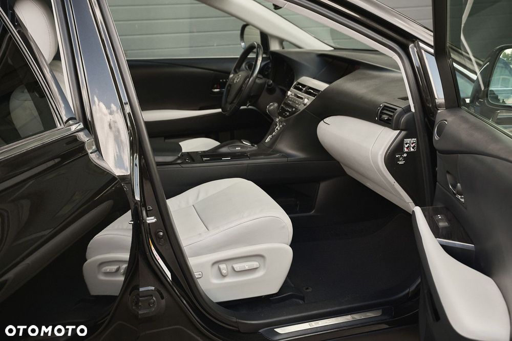 Lexus RX - 14
