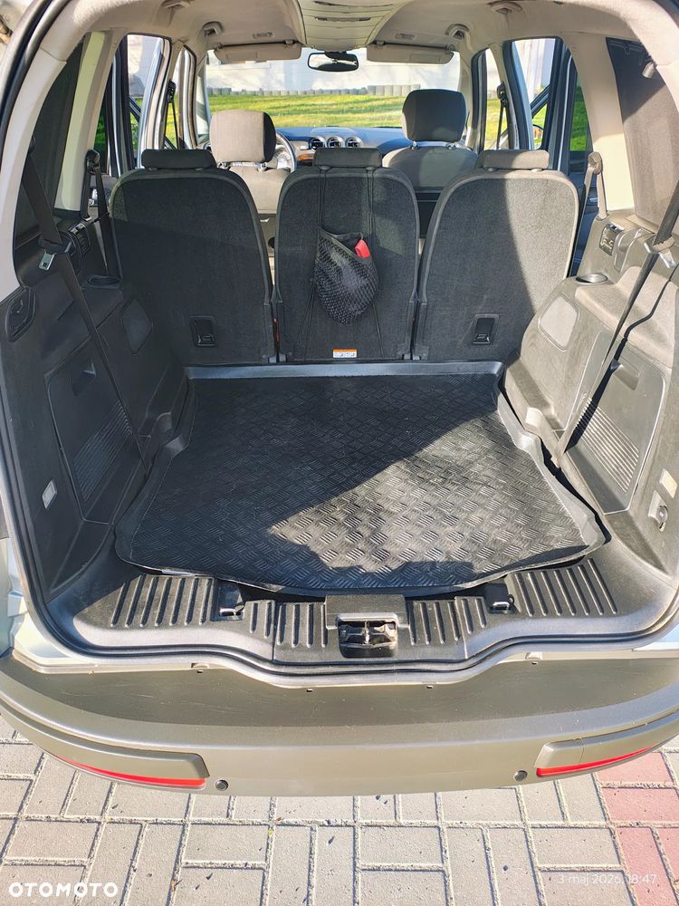 Ford Galaxy 2.0 TDCi Ghia - 11
