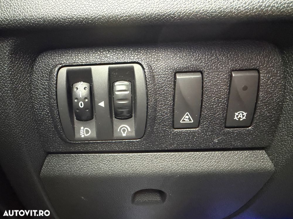 Renault Megane ENERGY dCi 110 Start & Stop Bose Edition - 12