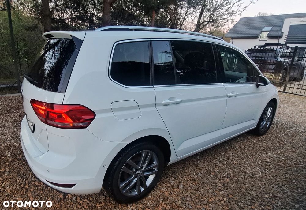 Volkswagen Touran 2.0 TDI BMT Highline DSG - 5